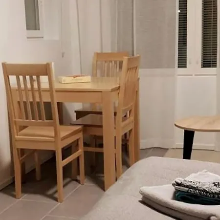 Jetset Apartment